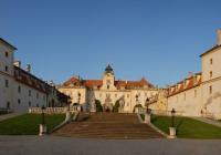 Letní pití vína a gastro festival 2024 na zámku Valtice