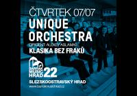 Unique Orchestra Barrák music hrad Klasika bez fraků