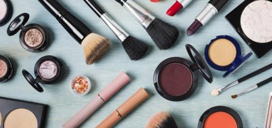 Spotřebitelé nakupují stále více kosmetiky – a to navzdory vysoké inflaci!