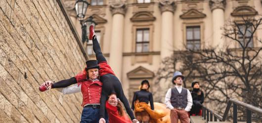 Pražský festival pouličního divadla vás zavede do světa fantazie, příběhů a nevšedních úkazů