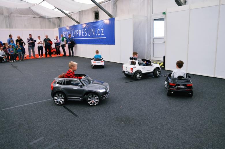 Autoshow přivedla na pražské Výstaviště přes 40 automobilových značek